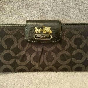 Coach wallet